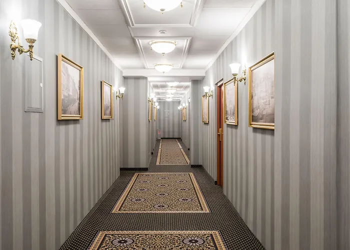 Europejski Centrum Отель 3*