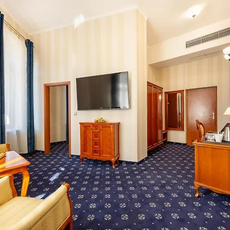 Europejski Centrum Готель 3*