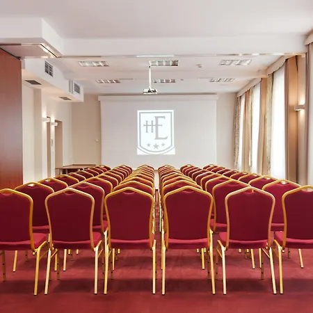 Europejski Centrum Готель 3*