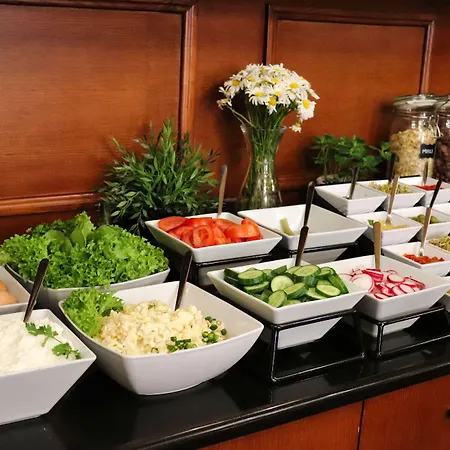 Europejski Centrum 3*