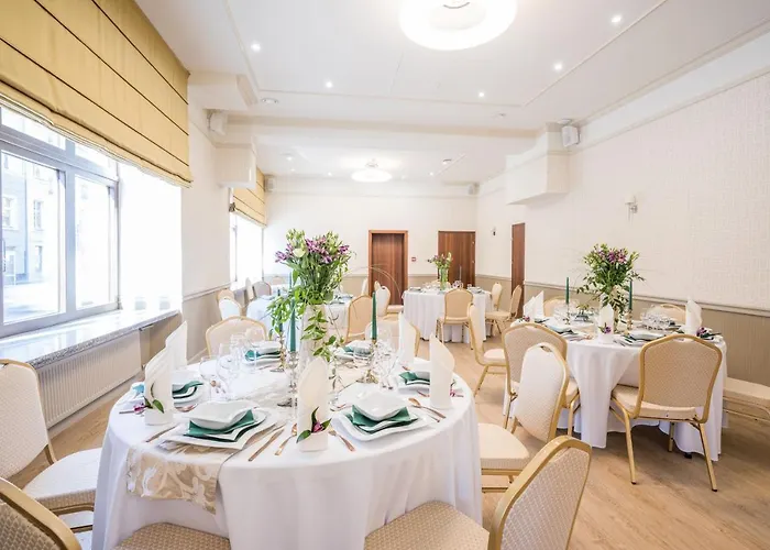 Europejski Centrum Hotel 3*